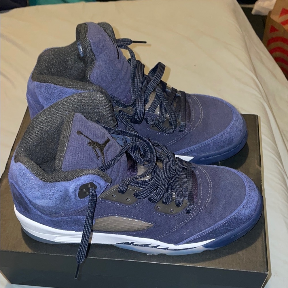 Air Jordan Retro 5 Blue Sneakers
